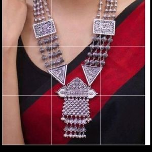 Necklace with earrings